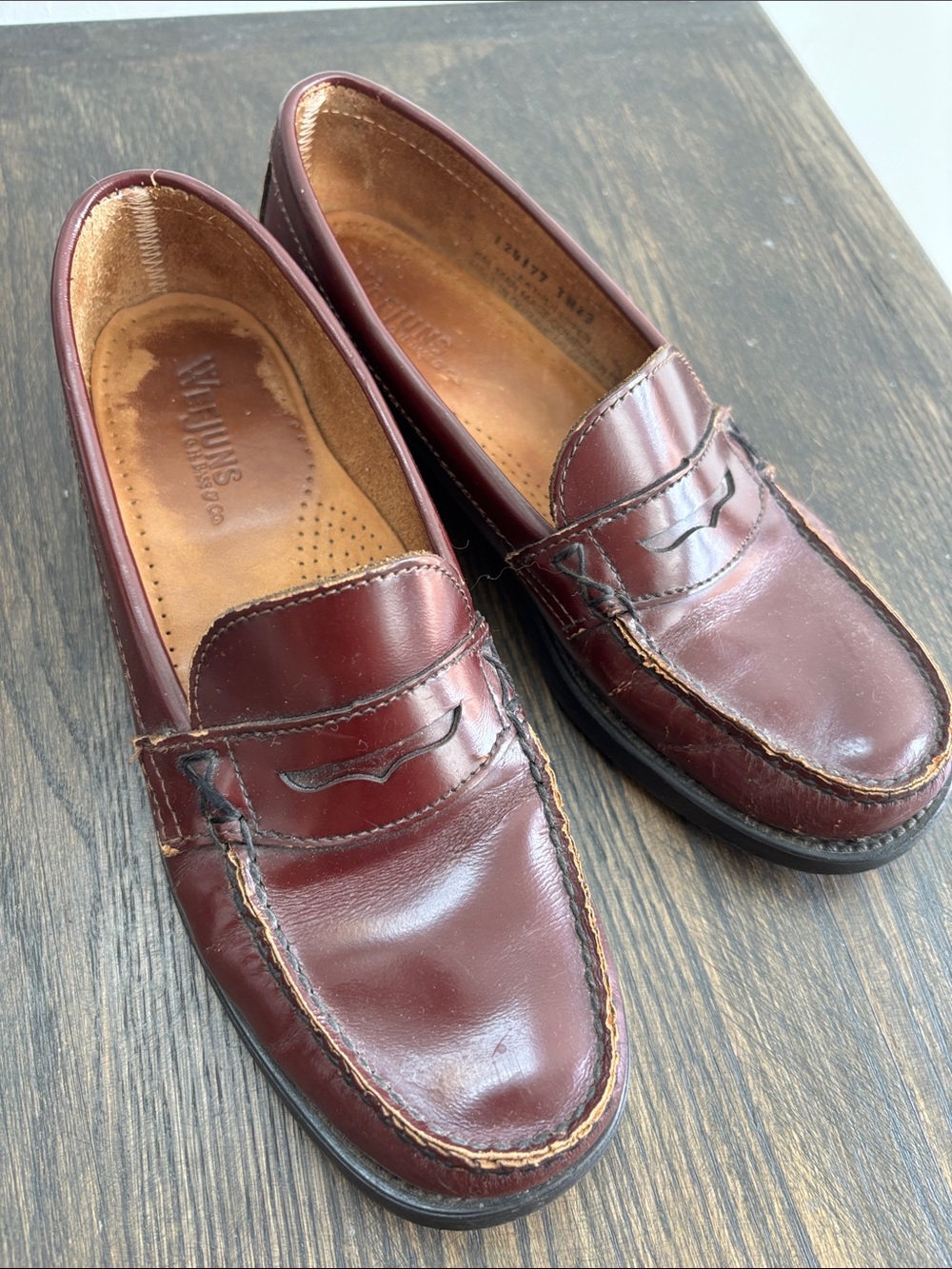 GH Bass Weejuns loafers, oxblood, leather, size 8